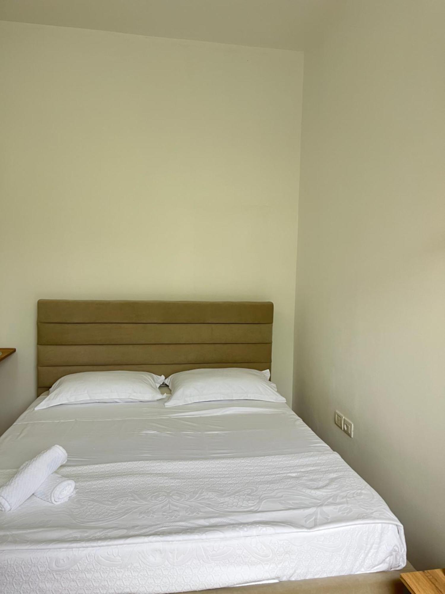 Blossom Apartments Влёра Экстерьер фото